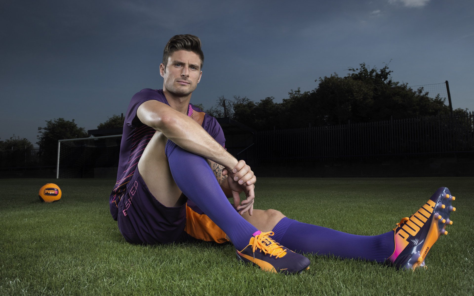 老鹰险胜76人，布伦森成为关键先生，一场决定性的逆转之战